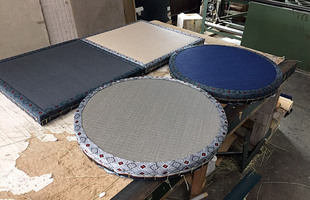 大島紬柄の畳縁で座布団