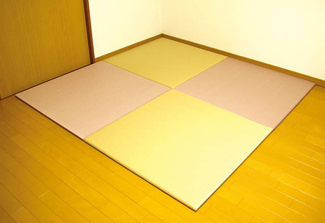 Tatami mat flooring